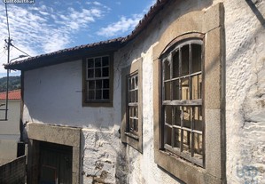 Casa de aldeia T3 em Vila Real de 280,00 m²
