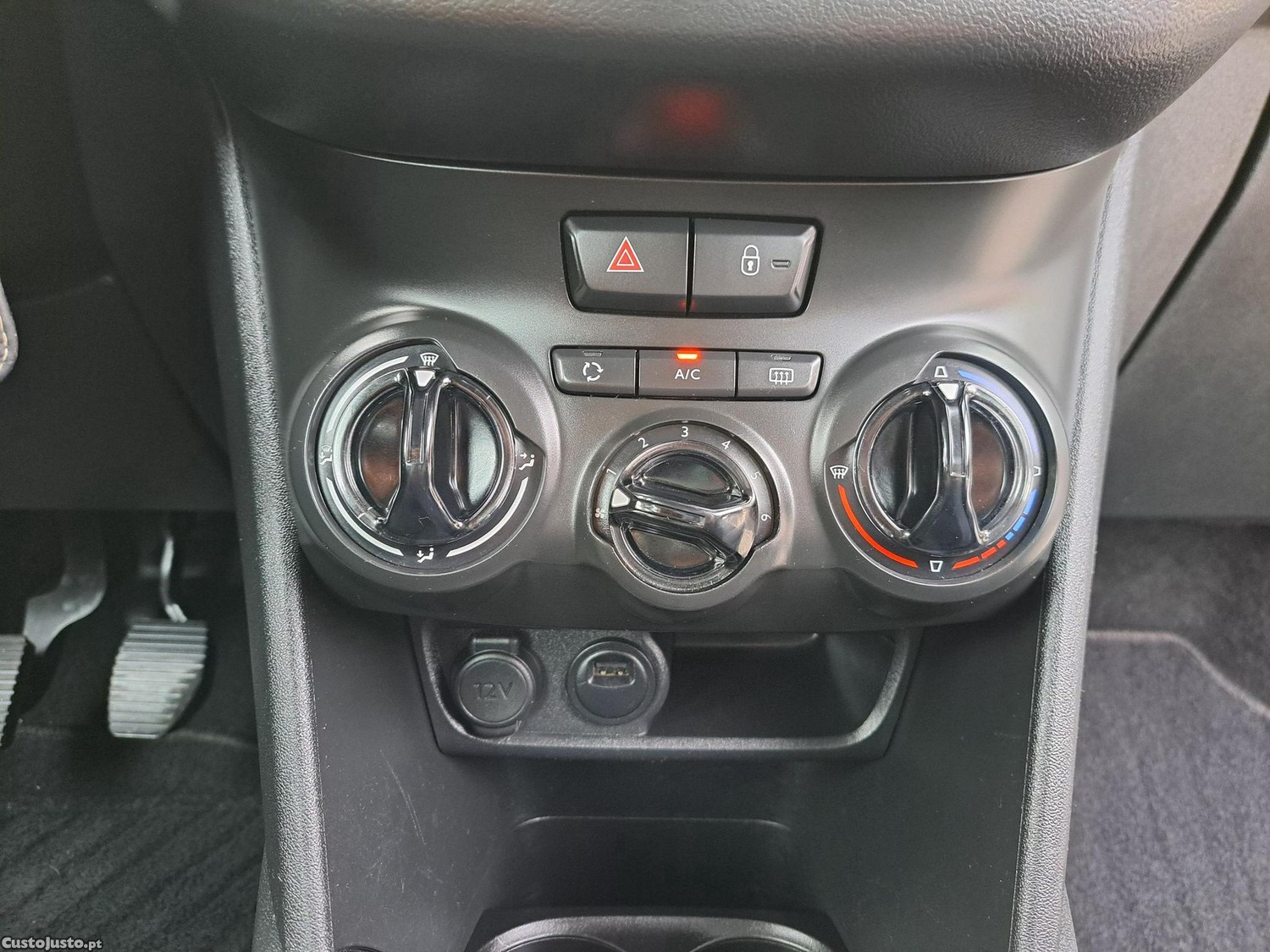 Peugeot 208 1.5 BlueHDi Active — fotografia 16