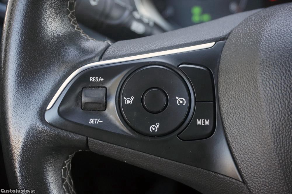 Opel Crossland X 1.2 T Elegance — fotografia 19