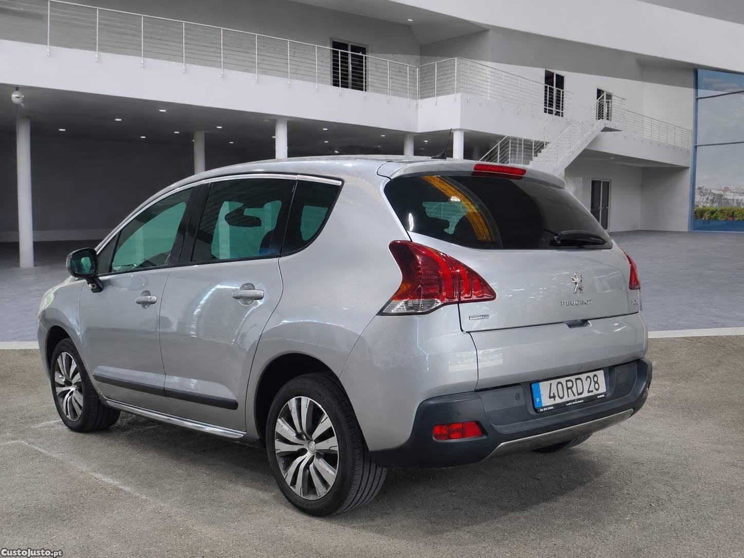Peugeot 3008 1.6 HDI ALLURE TETO PANORAMICO — fotografia 4