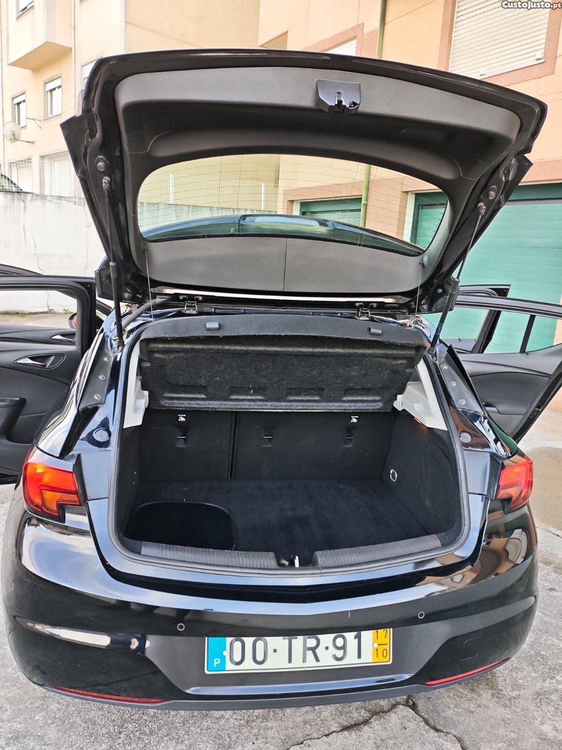 Opel Astra CDTI Business Edition — fotografia 3