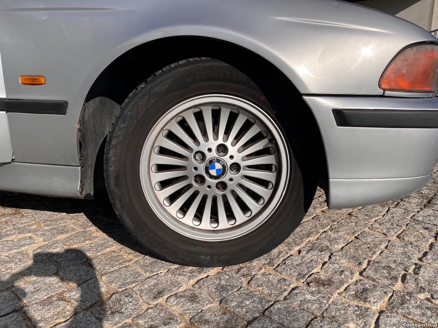 BMW 520 i — fotografia 2