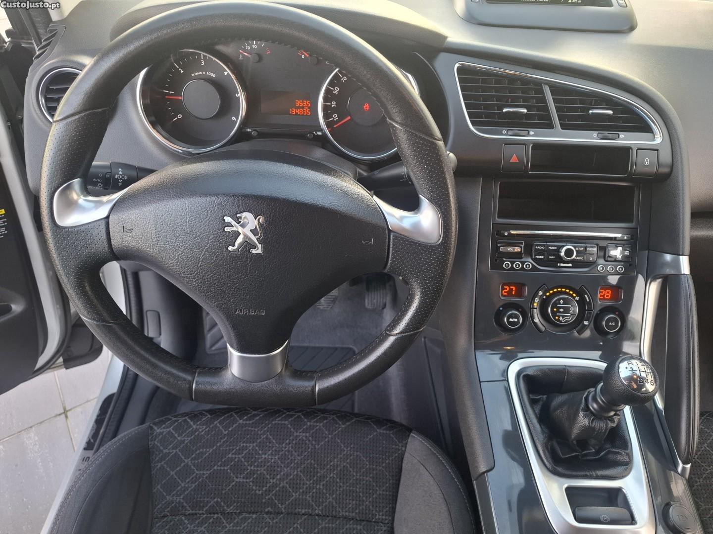 Peugeot 3008 1.6 BlueHDi Style — fotografia 4