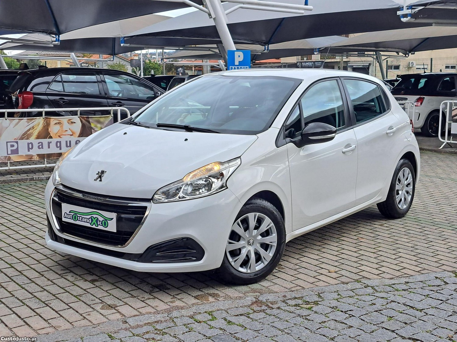 Peugeot 208 1.5 BlueHDi Active — fotografia 4