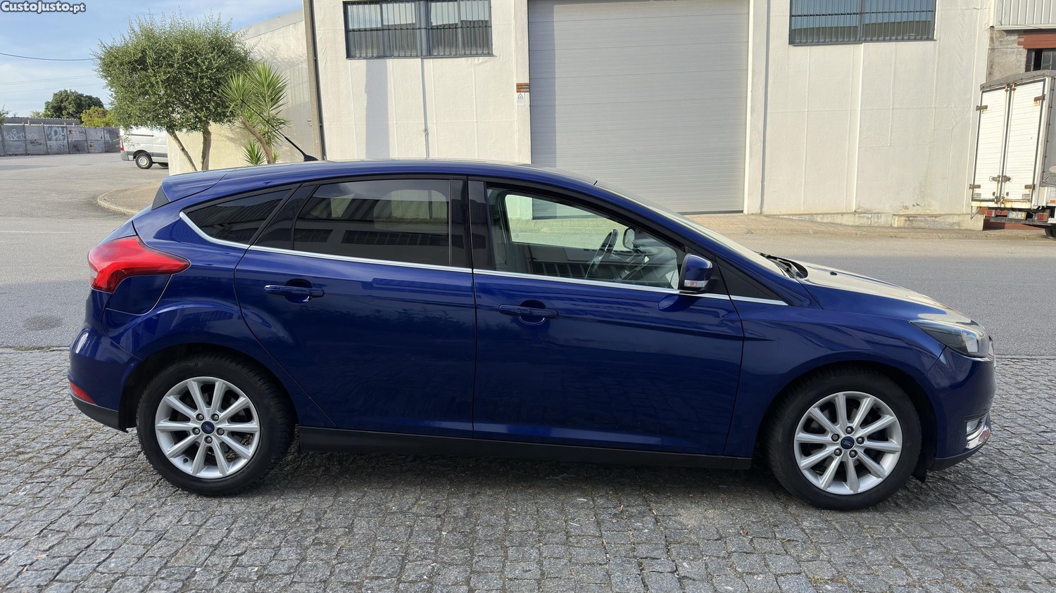 Ford Focus 1.0EcoboostS&S 125cvCaixa automática de 2016 — fotografia 8