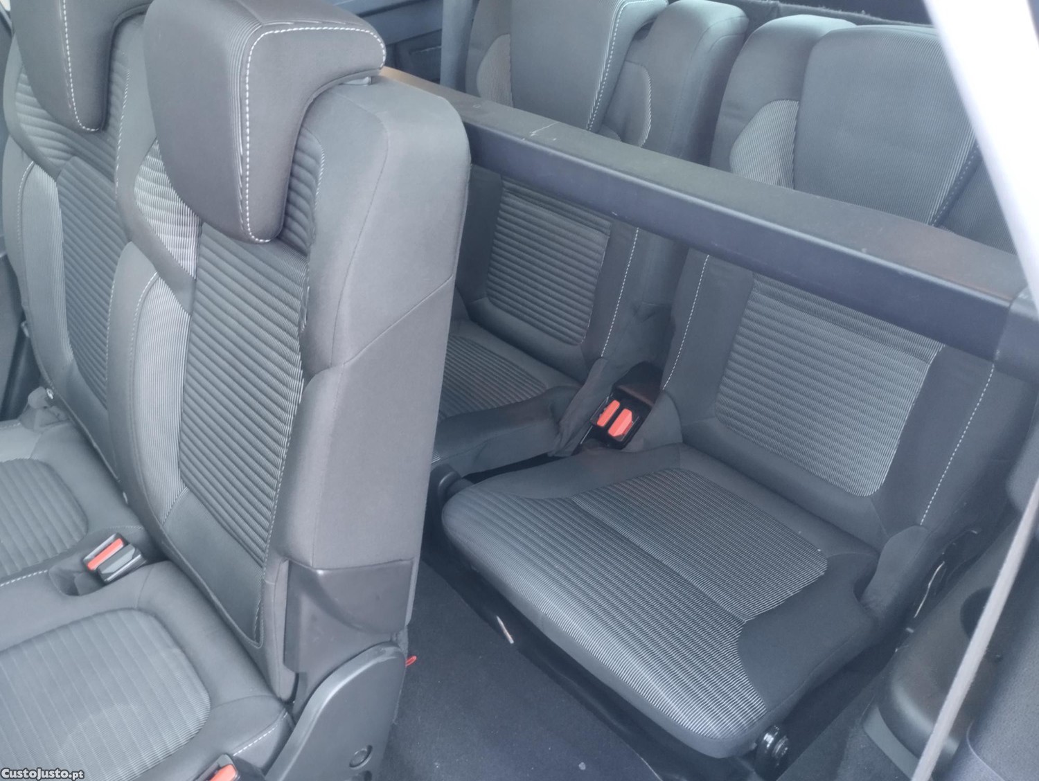 Renault Grand Scénic 1.6 DCI 130cv Intens - 7 lugares - Teto Panorâmico - C/ Garantia — fotografia 11