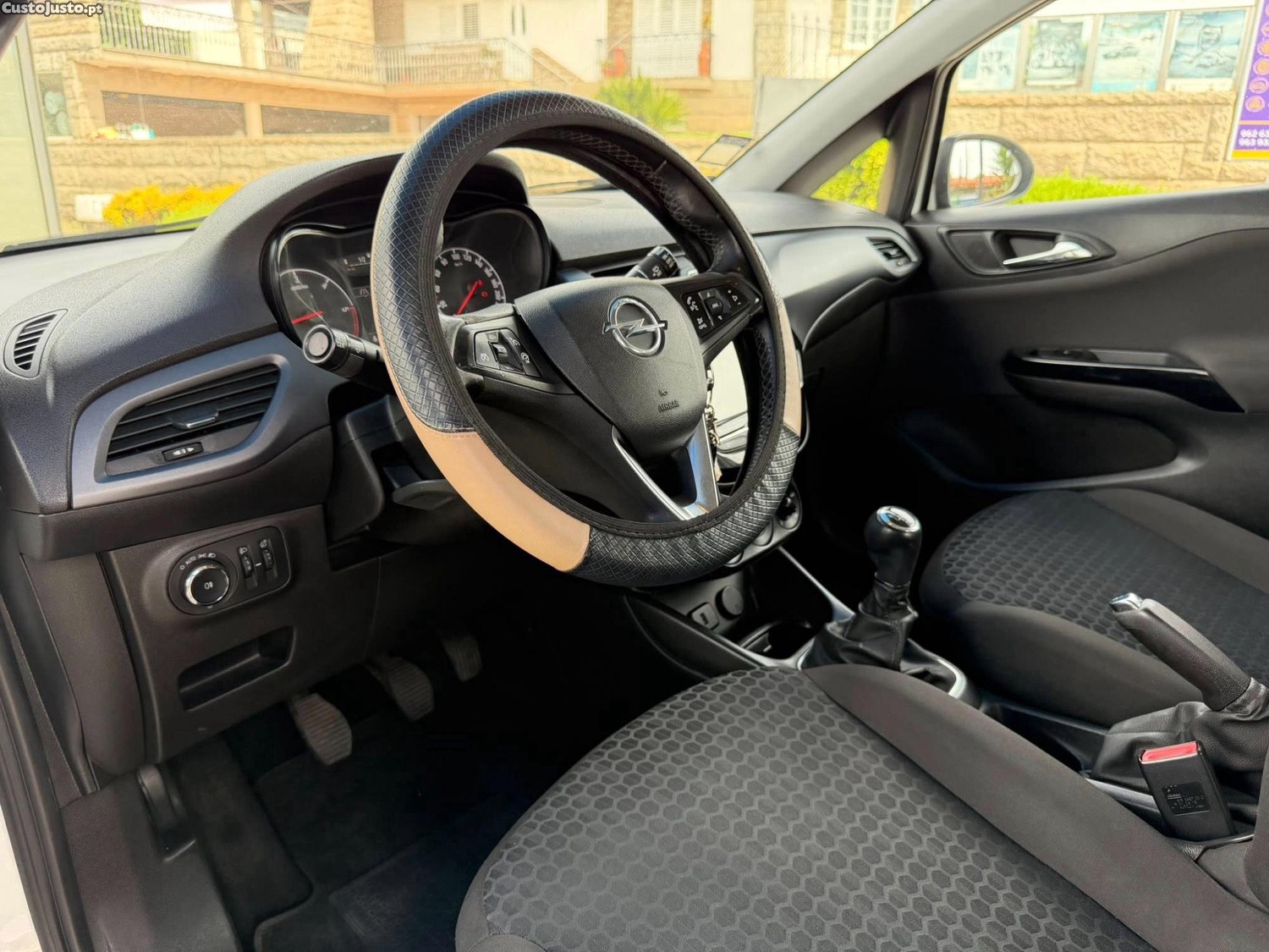 Opel Corsa E 1.3 CDTI — fotografia 10
