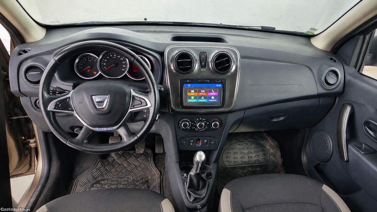 Dacia Sandero 0.9 TCE STEPWAY BI-FUEL — fotografia 2