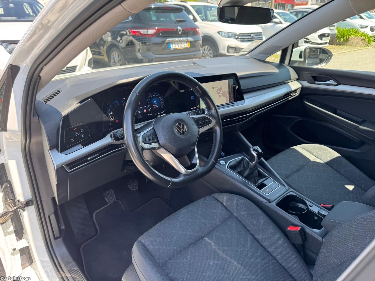 Volkswagen Golf 2.0 TDI Conceptline — fotografia 18