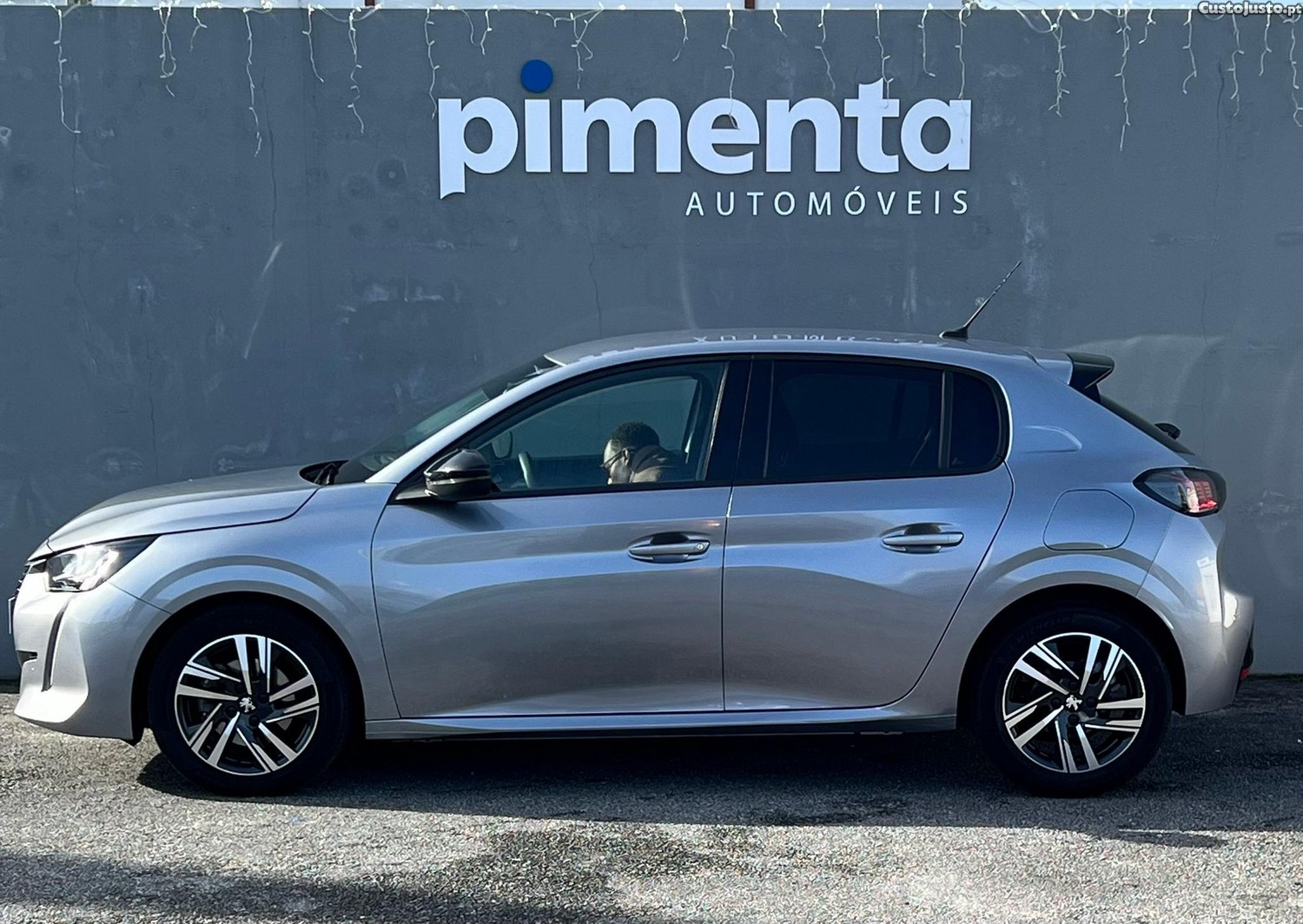 Peugeot 208 1.2 PureTech Allure Pack EAT8 - 22 — photo 5