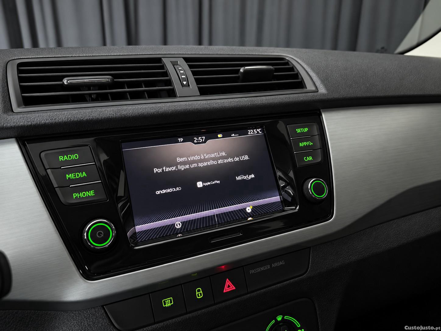 Skoda Fabia 1.0 TSI Ambition — fotografia 11