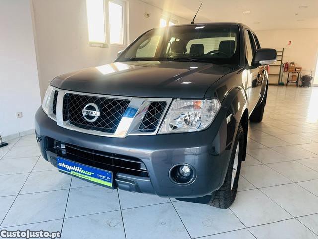 Nissan Navara 2.5 dCi 190cv 4X4 Cab/ Dupla 5 Lugares - 12 foto 3