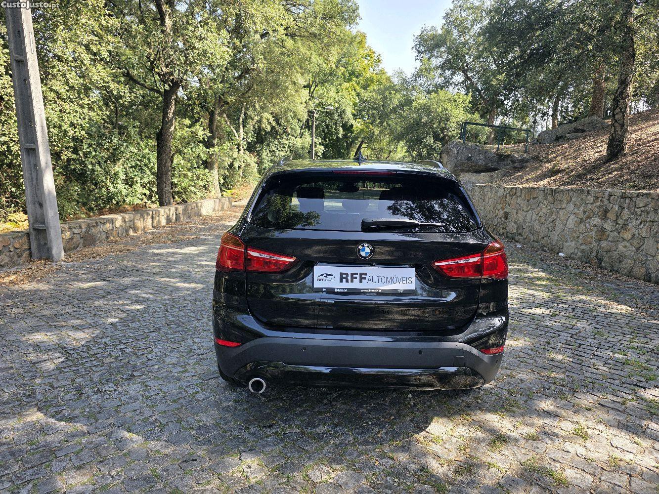 BMW X1 16D sDrive Advantage Auto — fotografia 3