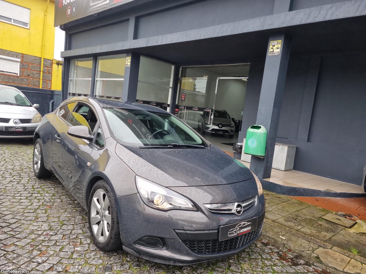 Opel Astra J 1.7 cdti 130CV GTC — fotografia 15