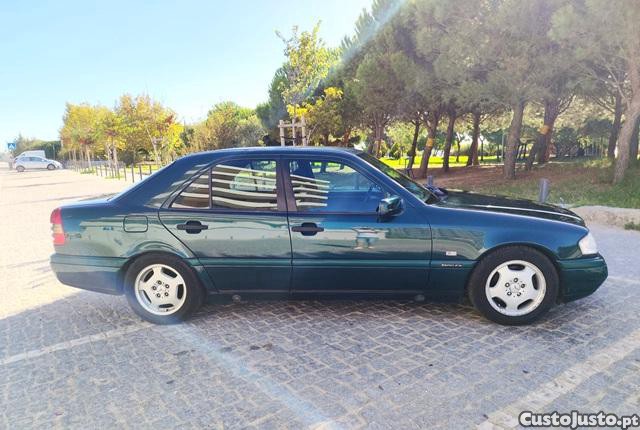 Mercedes-Benz C 250 Turbo — fotografia 7