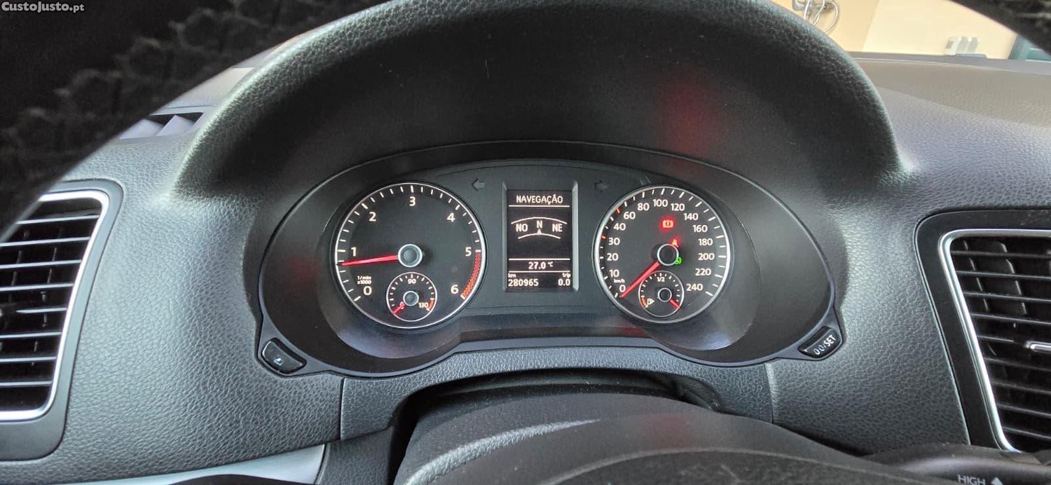 Volkswagen Sharan 2.0 TDI Highline — fotografia 4