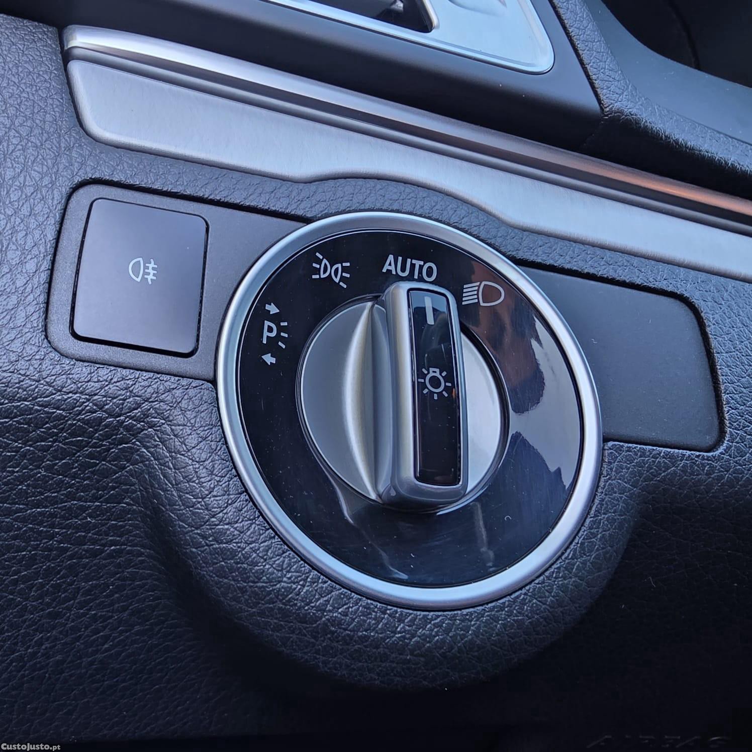 Mercedes-Benz E 220 CDi BlueEfficiency Auto — fotografia 8
