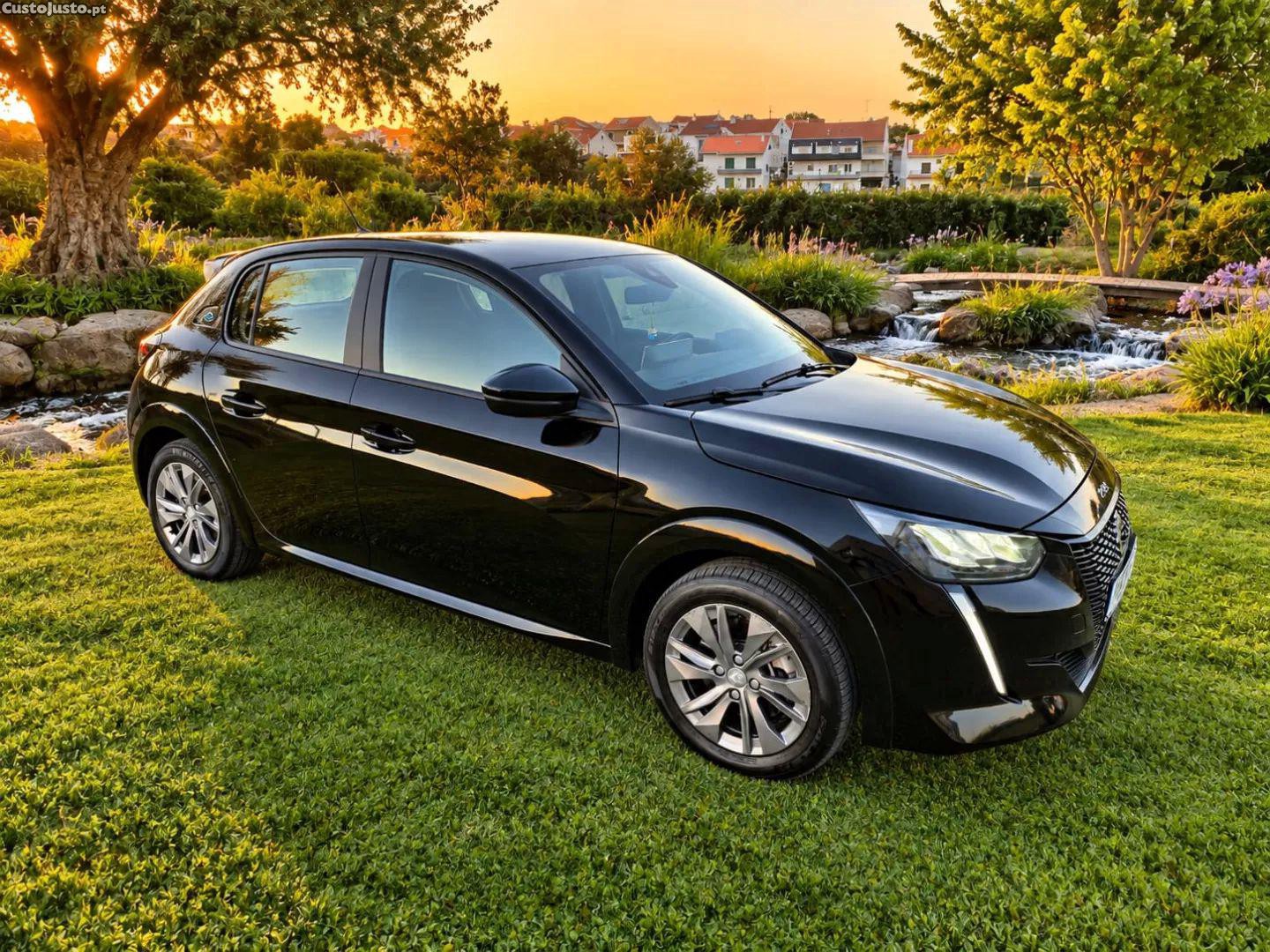 Peugeot e-208 50 kwh active pack — fotografia 9