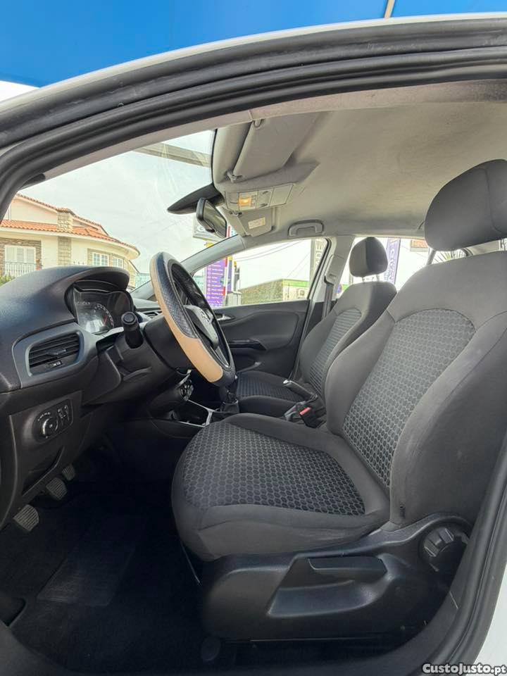 Opel Corsa E 1.3 CDTI — fotografia 11