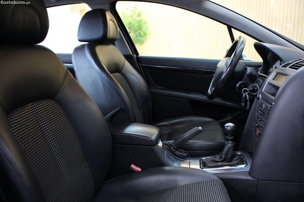 Peugeot 407 2.0 HDi Executive — fotografia 3