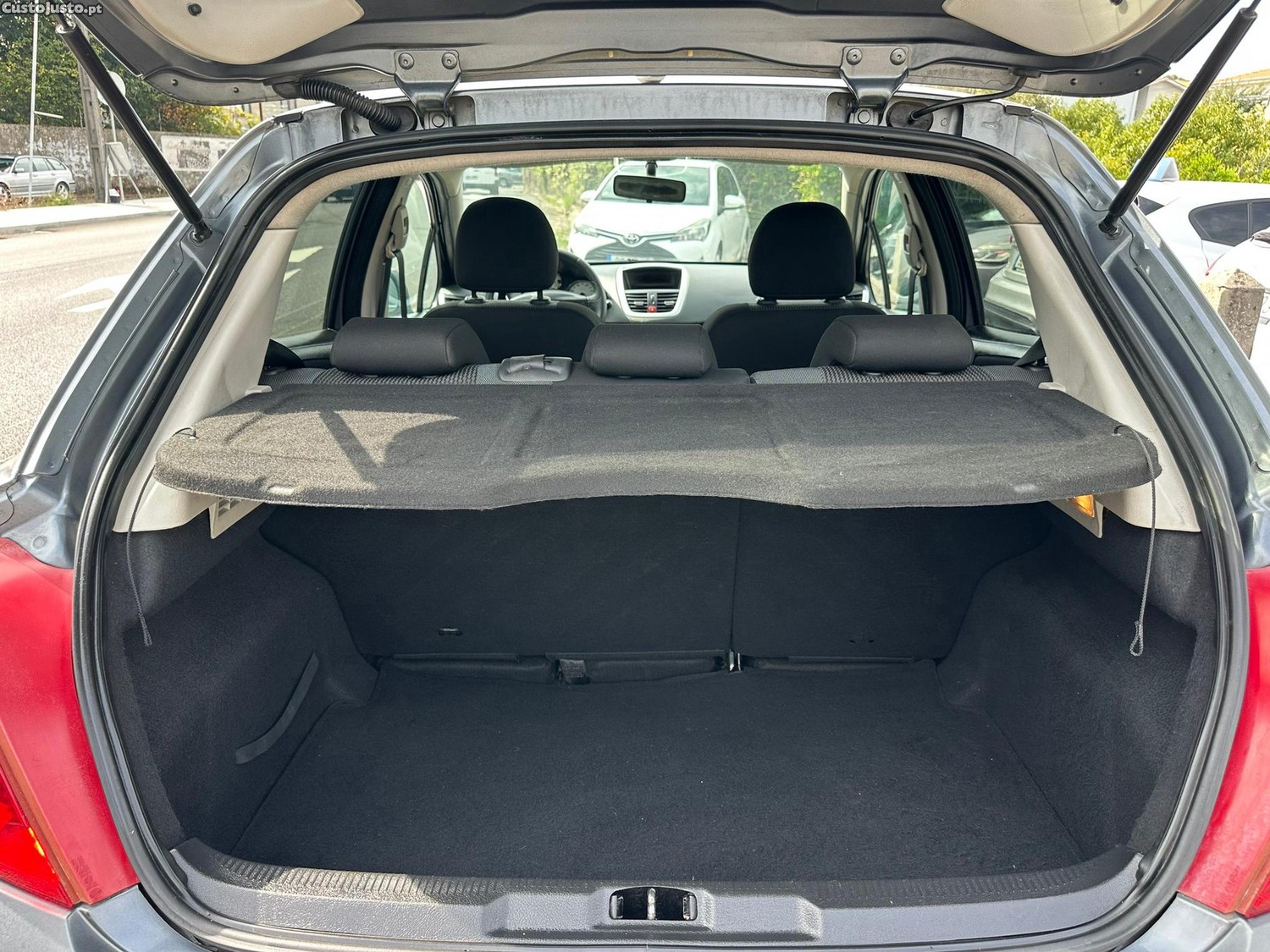 Peugeot 207 1.4 HDi Sport — fotografia 5