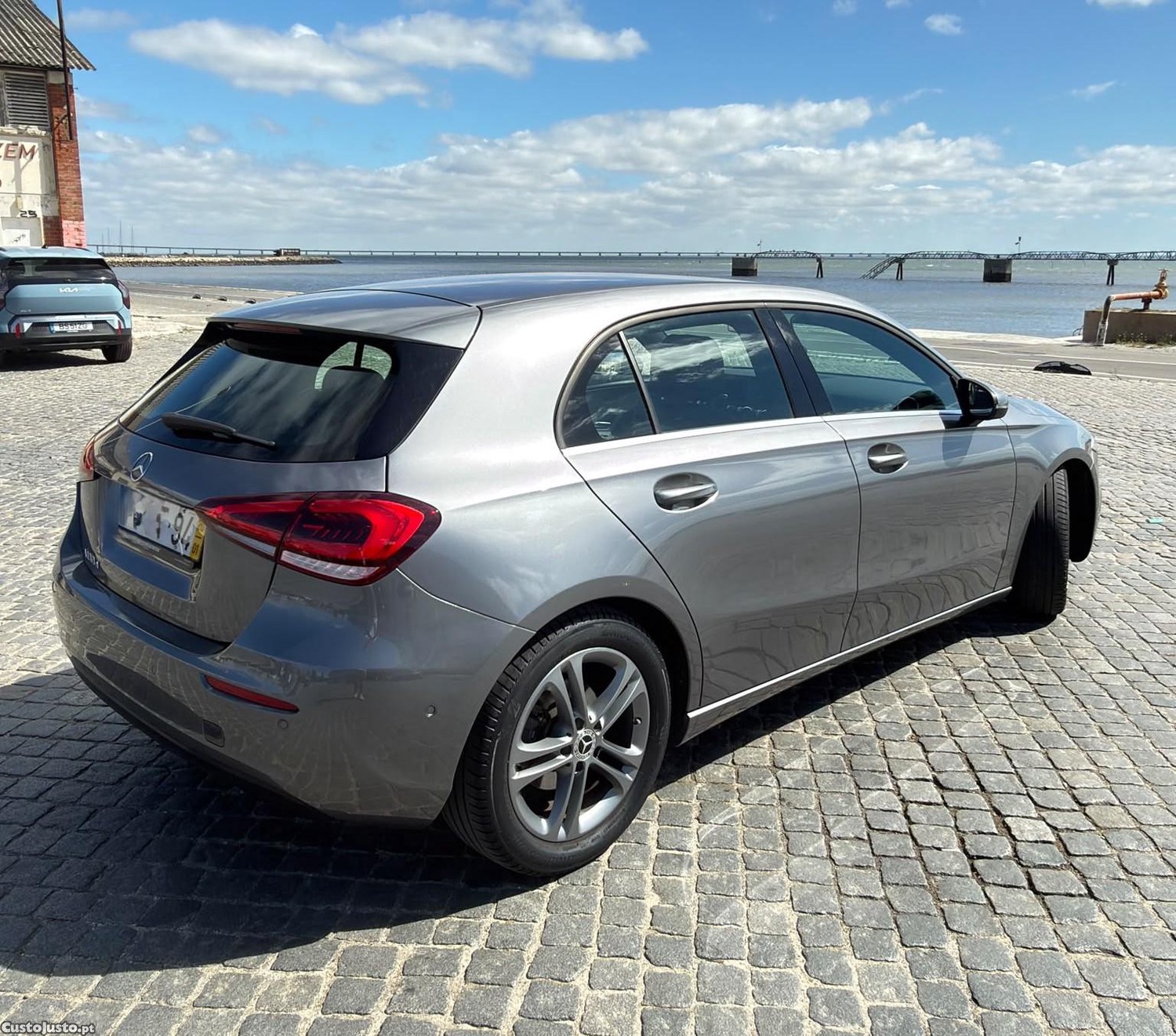 Mercedes-Benz A 180 Business Solution 7G-DCT - 20 foto 2