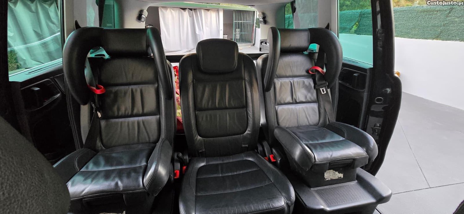 Volkswagen Sharan 2.0 TDI Highline — fotografia 3
