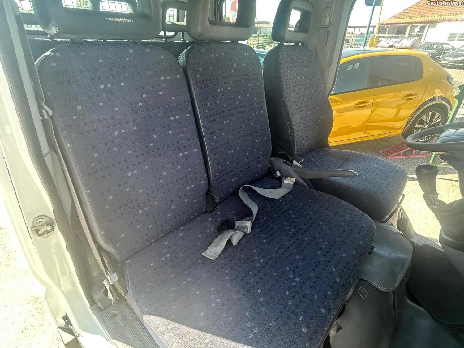 Mitsubishi Canter 3S13D — fotografia 5