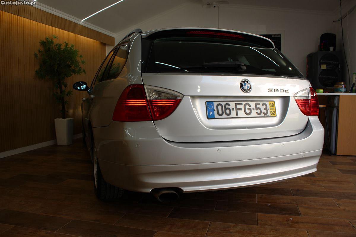 BMW 320 d Dynamic — fotografia 7