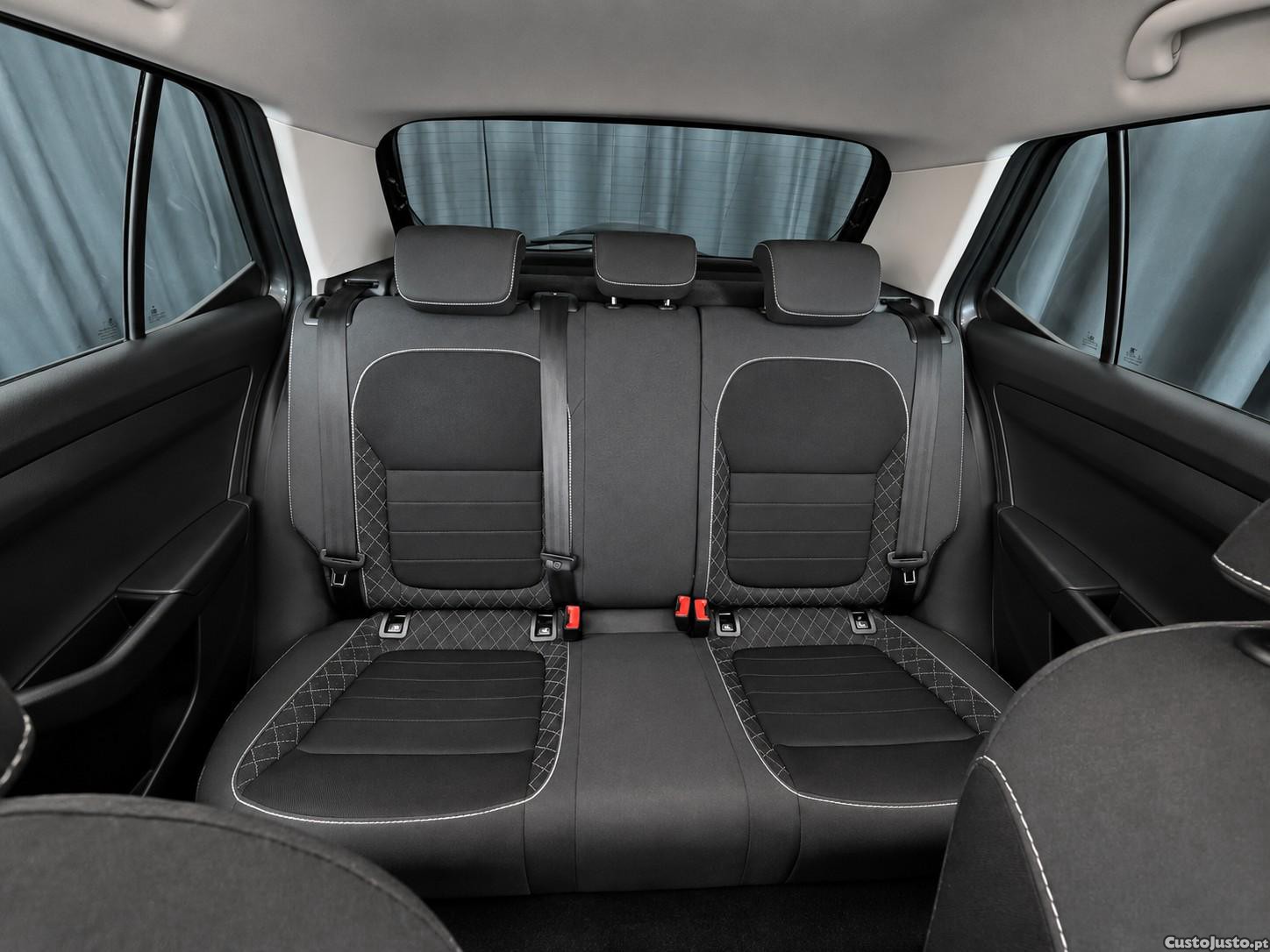 Skoda Fabia 1.0 TSI Ambition — fotografia 3