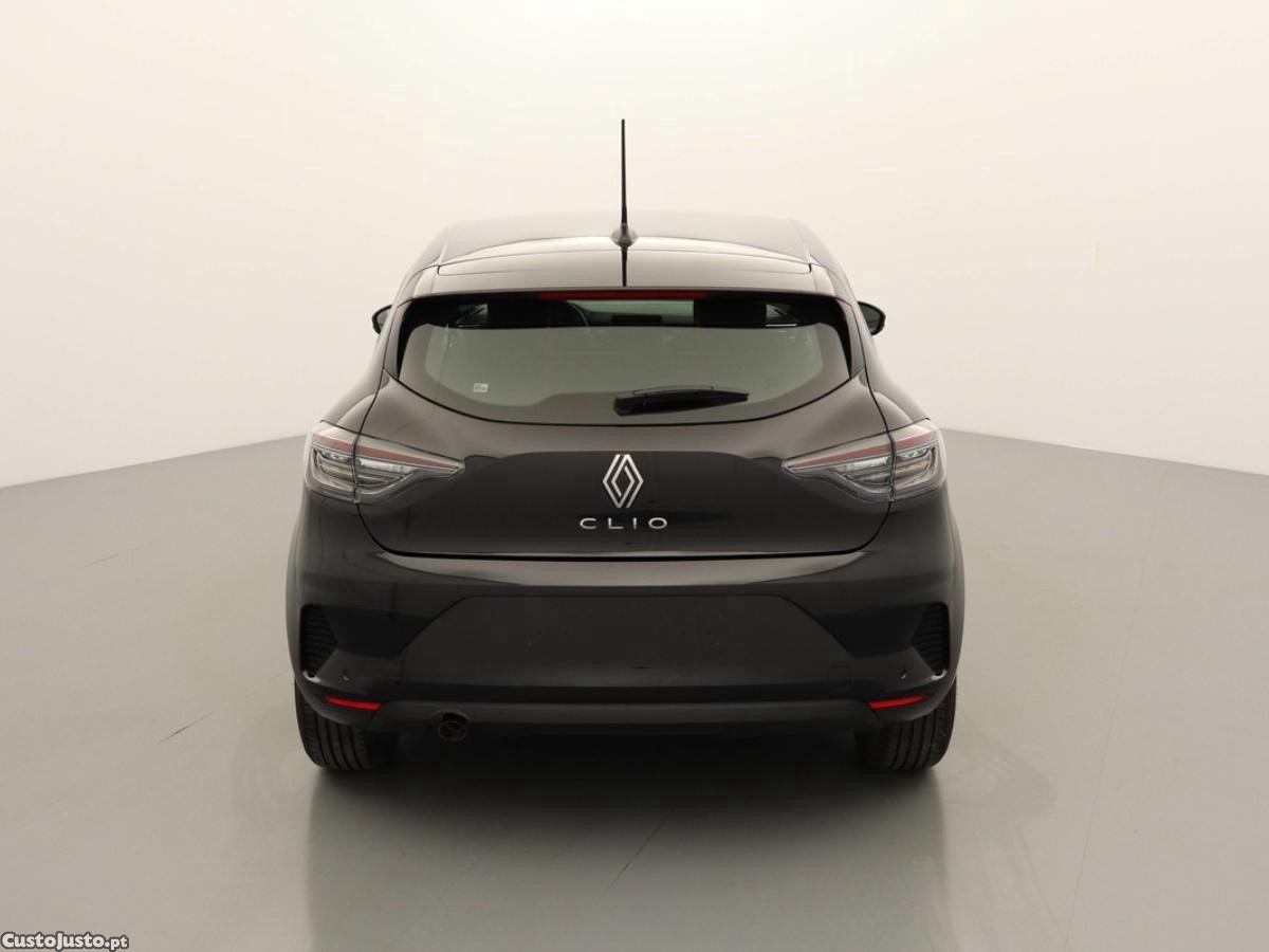 Renault Clio Evolution — fotografia 14