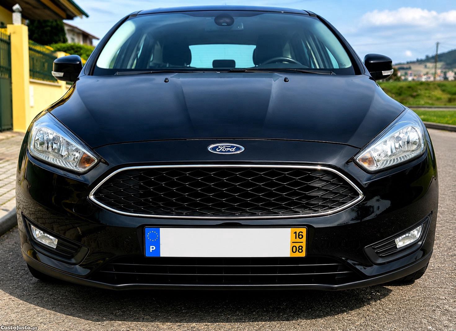 Ford Focus SW 1.0 EcoBoost — fotografia 6