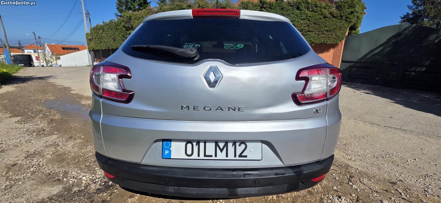 Renault Mégane 1.5 dCi Dynamique S EDC — photo 5