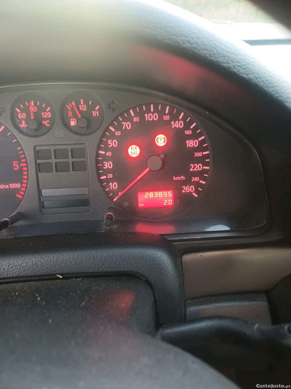 Audi A4 1.9 tdi 110cv — fotografia 4