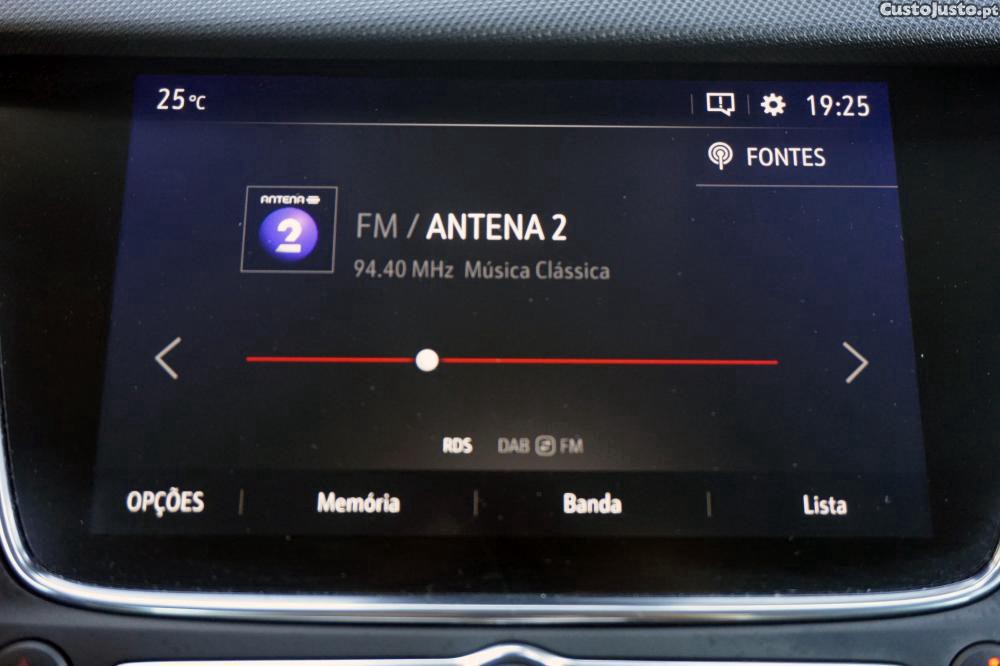 Opel Crossland X 1.2 T Elegance — fotografia 10
