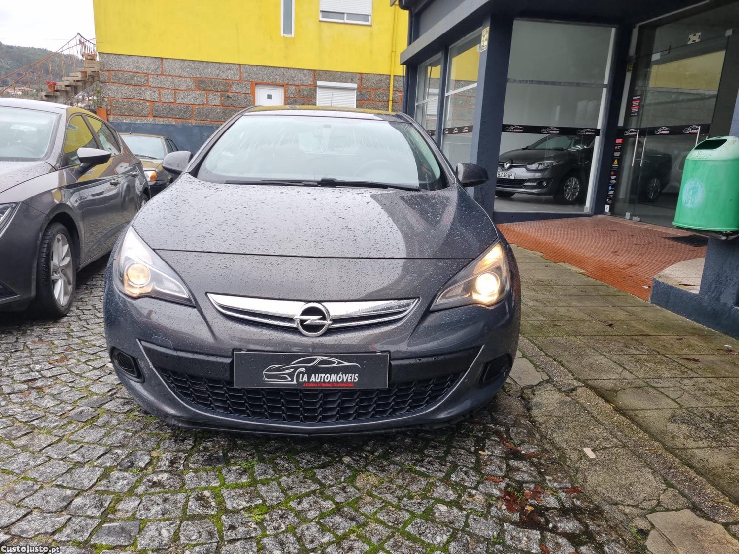 Opel Astra J 1.7 cdti 130CV GTC — fotografia 14