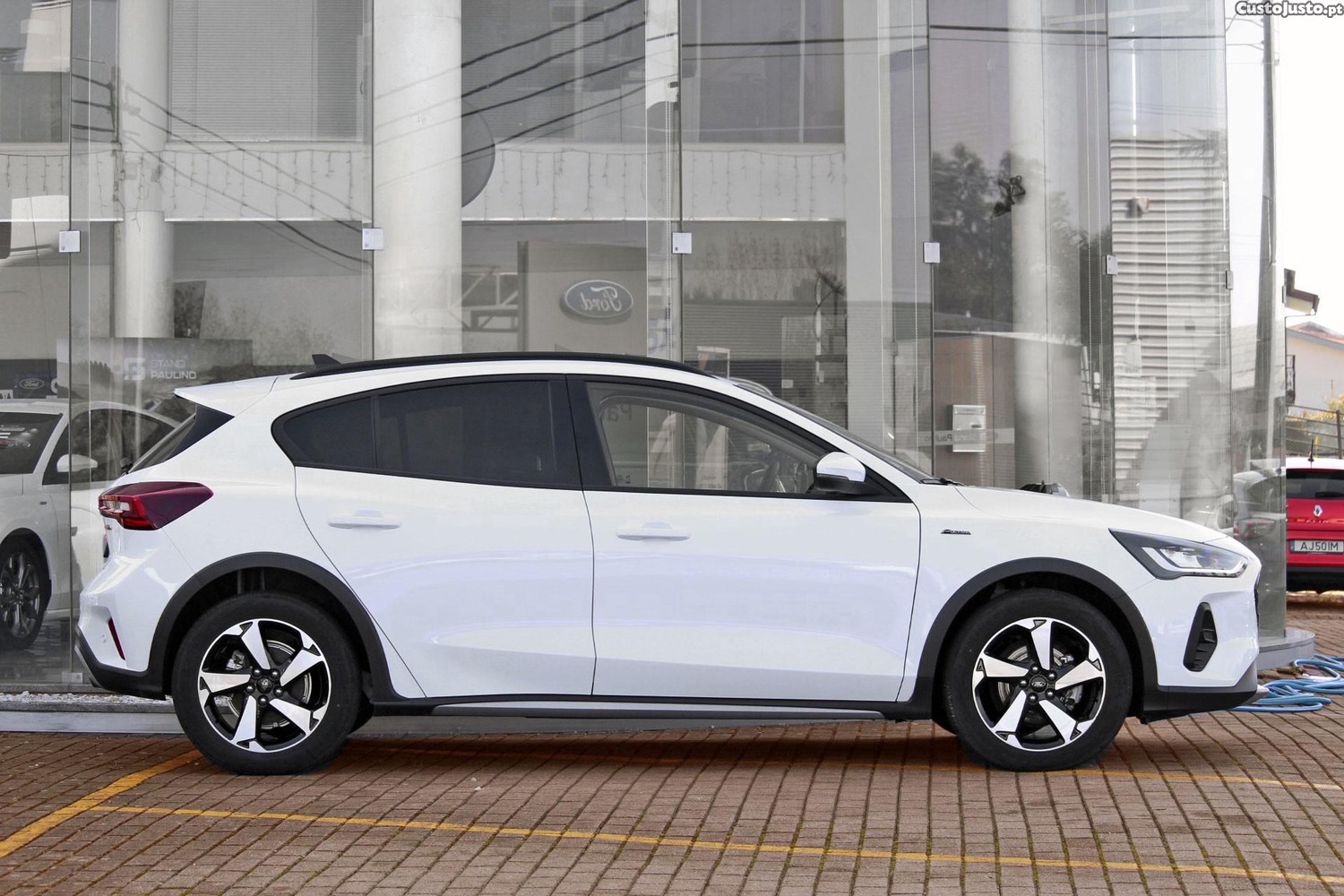 Ford Focus 1.0 EcoBoost MHEV Active X - 23 foto 4