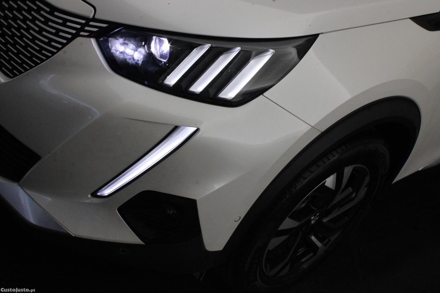 Peugeot e-2008 GT — fotografia 5