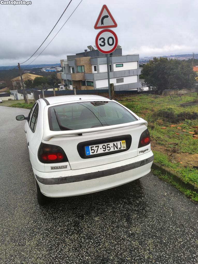 Renault Mégane Megane - 98 foto 2