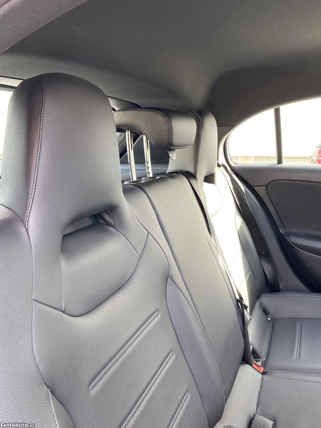 Mercedes-Benz A 200 Progressive/Automatic 7G-DCT — fotografia 3