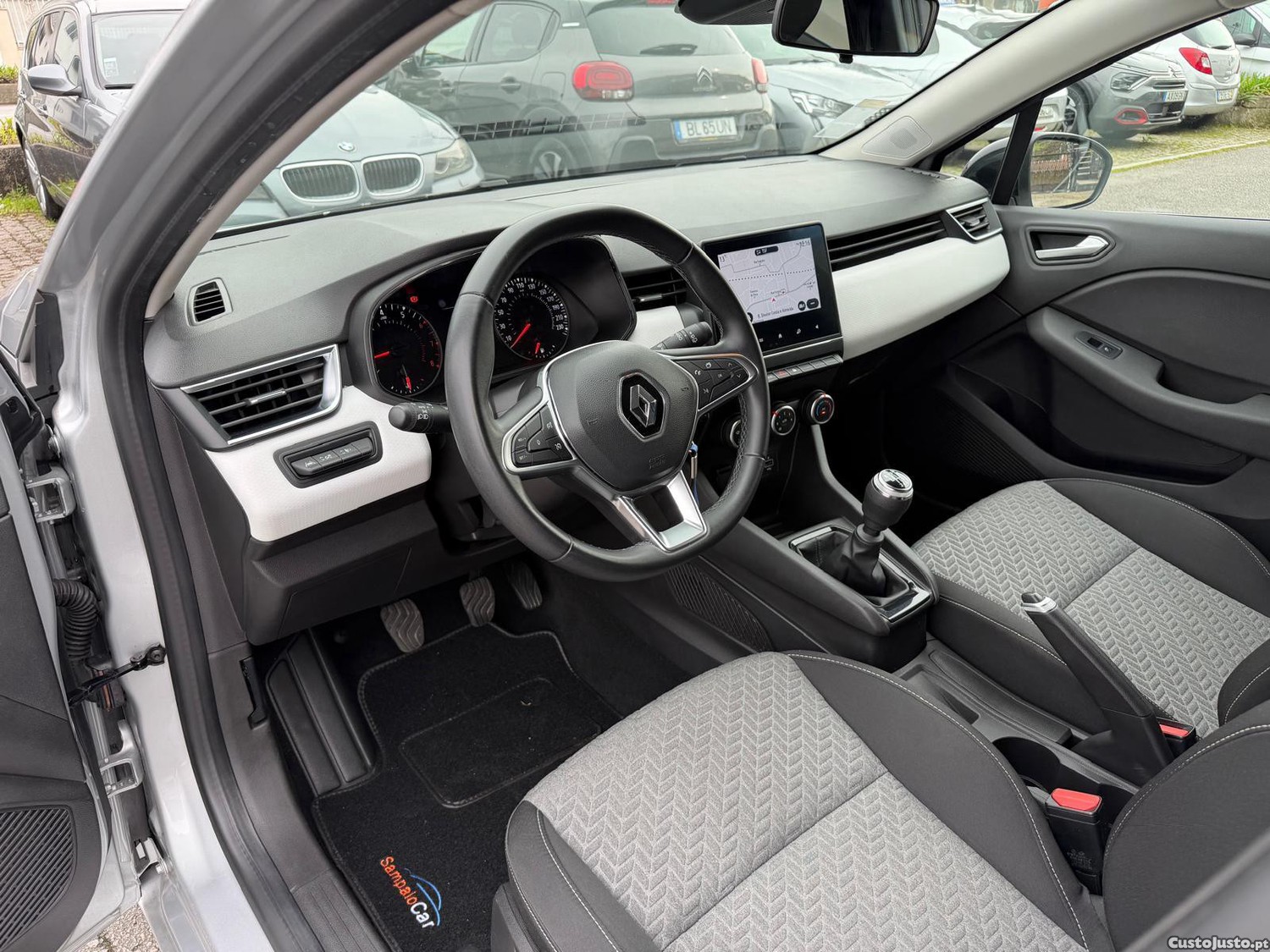 Renault Clio 1.0 TCe Evolution — fotografia 18