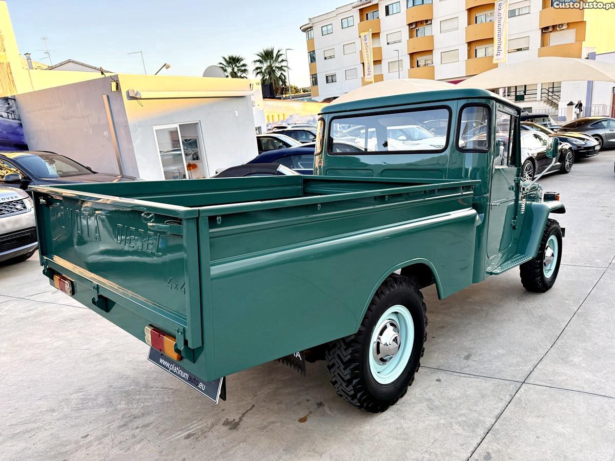 Toyota  BJ45 Pick-Up Diesel Restauro Total foto 3