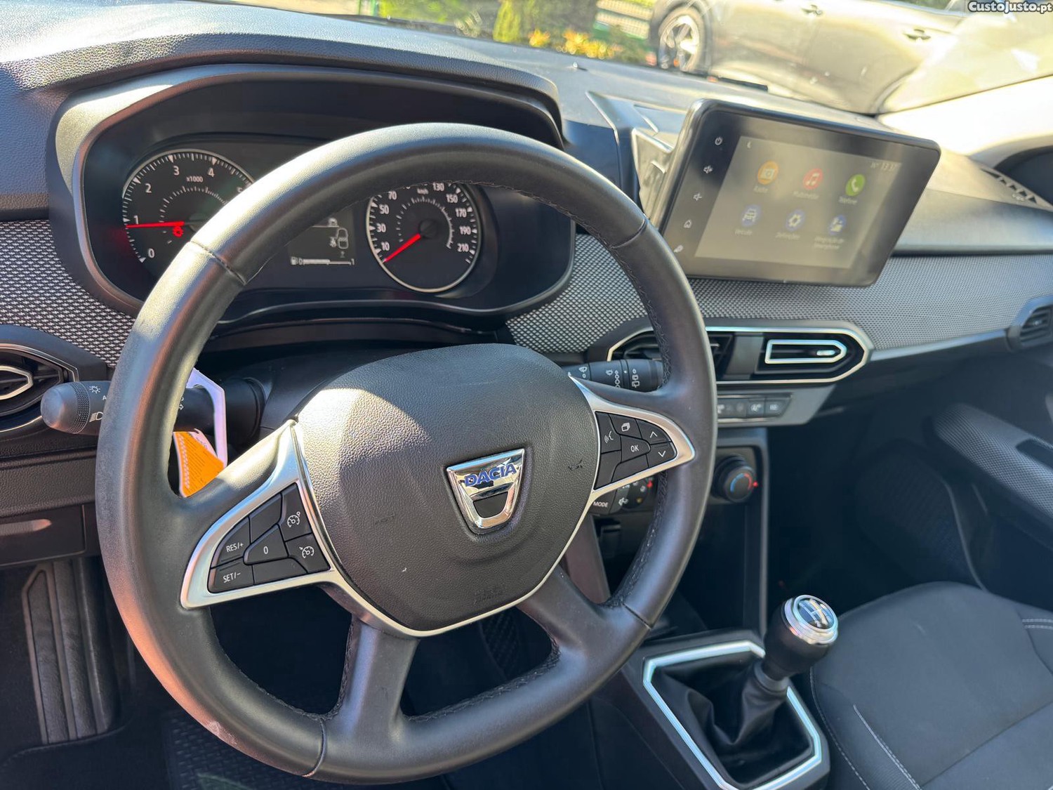 Dacia Sandero 1.0 SCe Comfort — fotografia 7