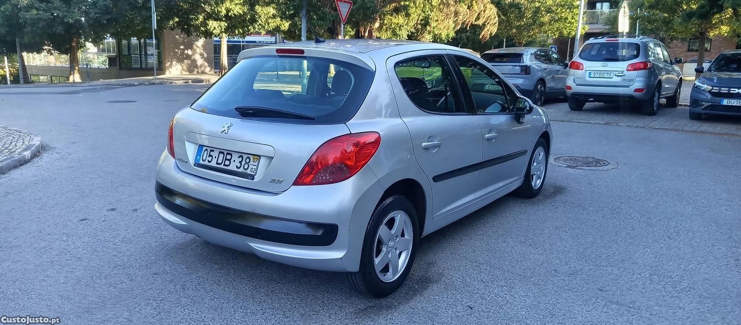 Peugeot 207 Full Extras — fotografia 4