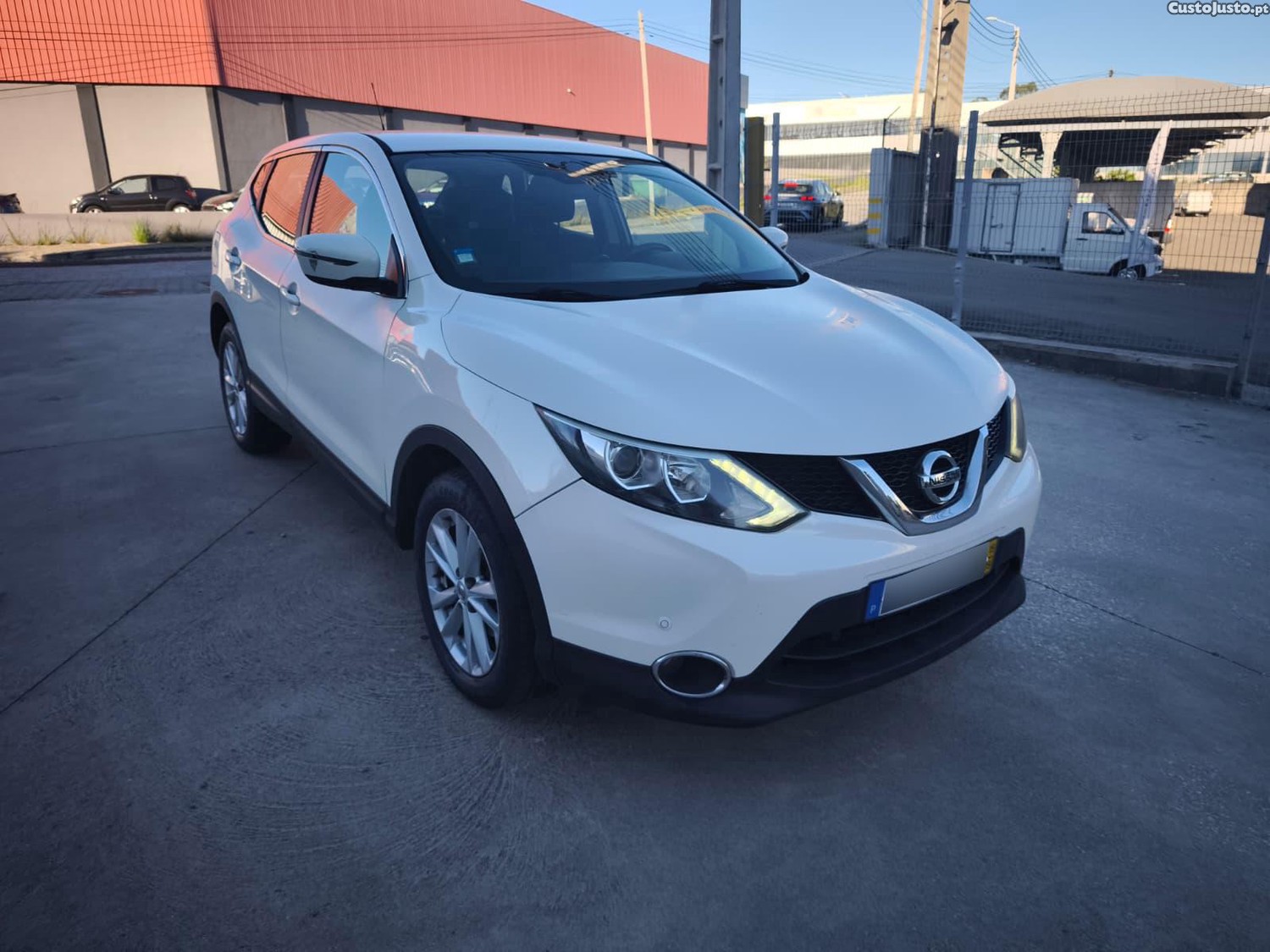 Nissan Qashqai — fotografia 4