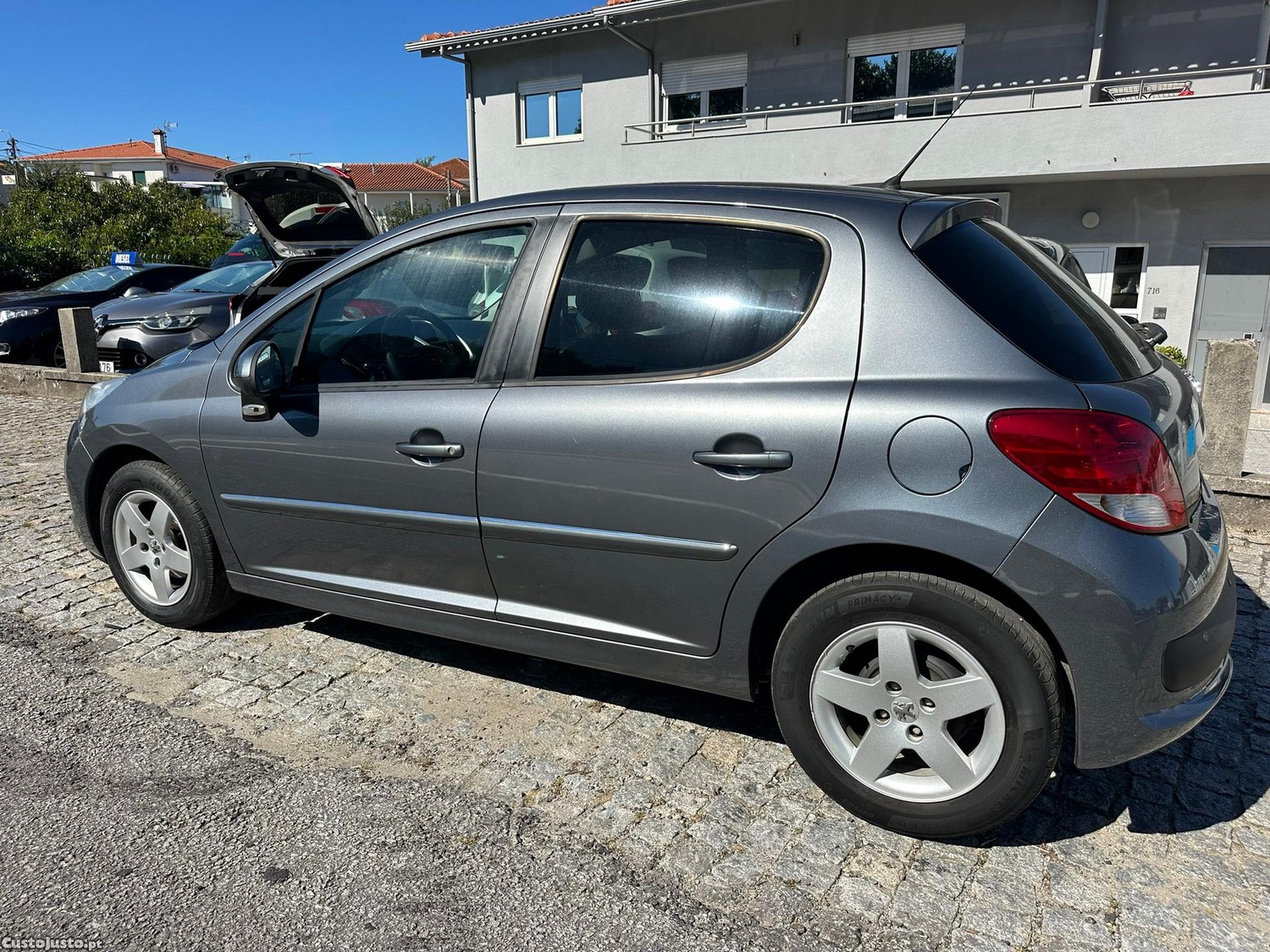 Peugeot 207 1.4 HDi Sport — fotografia 10