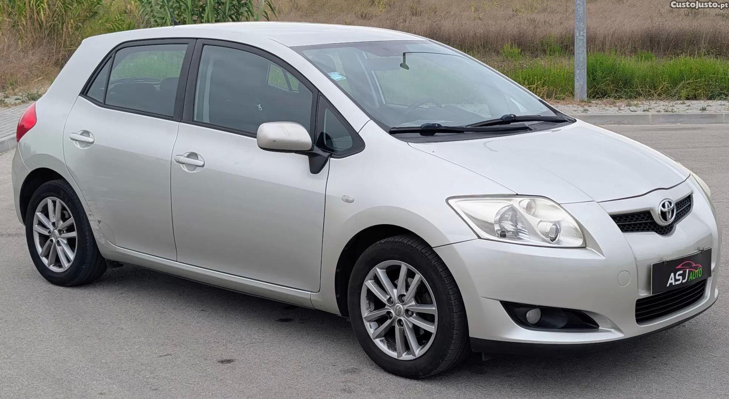 Toyota Auris 1.33 vvt-i comfort — fotografia 13