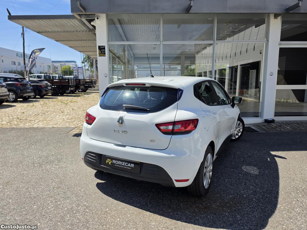 Renault Clio 1.5 DCI ZEN - 16 foto 5