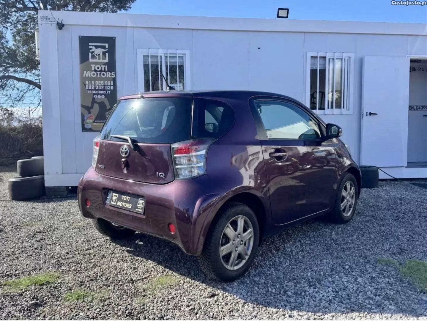 Toyota iQ 1.0 vvt-i 2 multidrive - 09 — photo 4