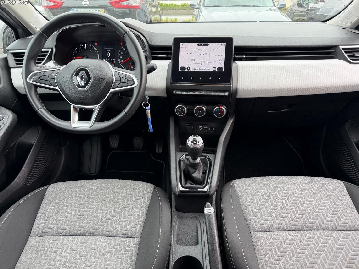 Renault Clio 1.0 TCe Evolution — fotografia 15